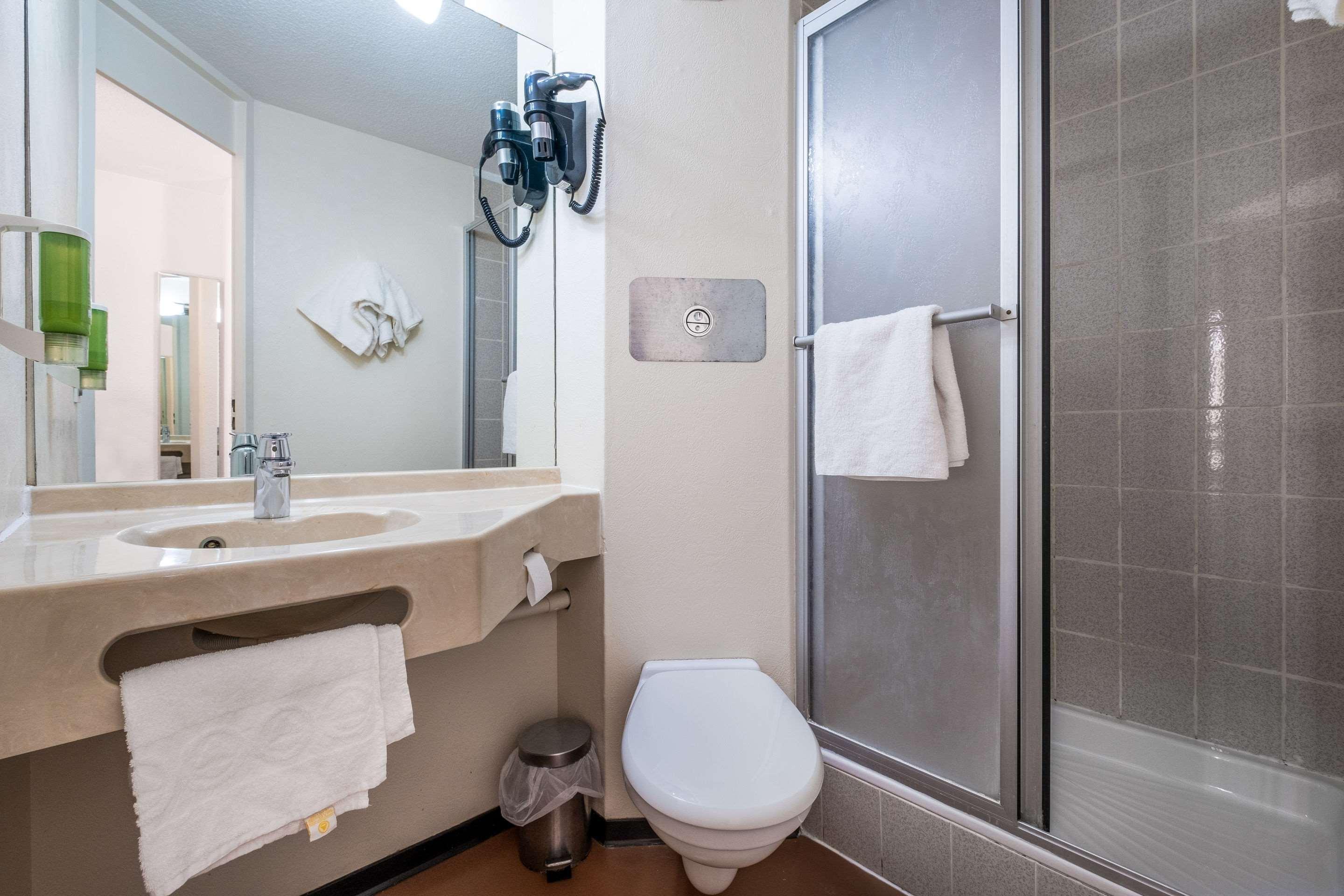 B&B Hotel Marne-La-Vallee Chelles Chelles  Luaran gambar